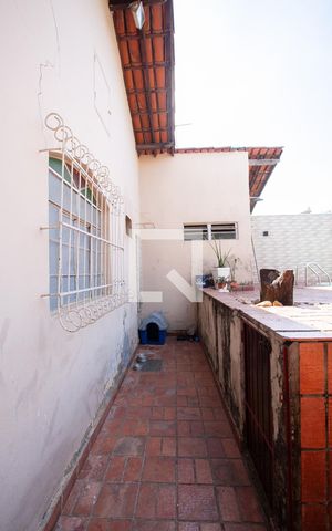 Casa à venda com 120m², 3 quartos e 3 vagasCorredor