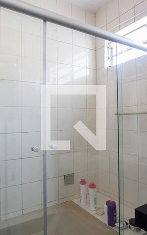 Casa à venda com 120m², 3 quartos e 3 vagasBanheiro da Suíte