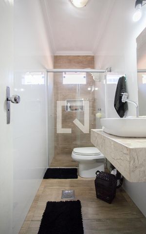 Casa à venda com 120m², 3 quartos e 3 vagasBanheiro Social