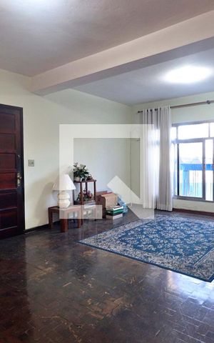 Casa à venda com 130m², 3 quartos e 1 vagaSala