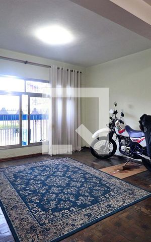 Casa à venda com 130m², 3 quartos e 1 vagaSala