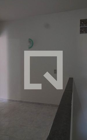 Casa de condomínio à venda com 120m², 3 quartos e 3 vagas Casa de condomínio à venda com 120m², 3 quartos e 3 vagasHall da escada