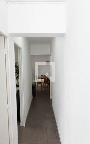 Apartamento para alugar com 74m², 3 quartos e 1 vagaCorredor