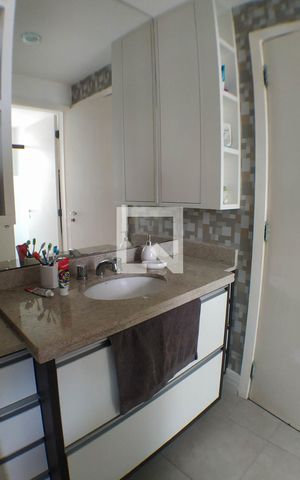 Apartamento para alugar com 140m², 3 quartos e 2 vagasBanheiro Social