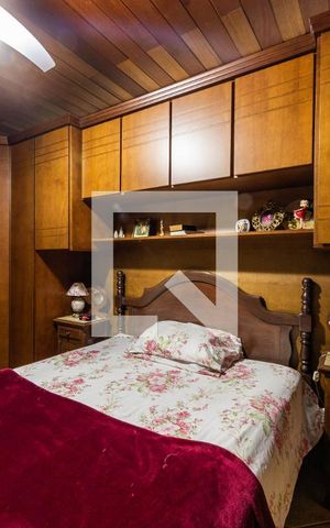 Casa à venda com 186m², 2 quartos e 2 vagas Casa à venda com 186m², 2 quartos e 2 vagasQuarto 1