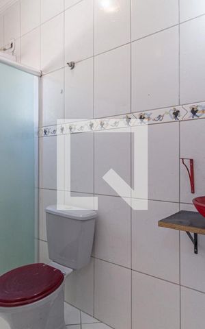 Casa à venda com 240m², 3 quartos e 3 vagasBanheiro da suíte 1