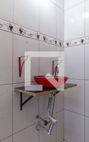 Casa à venda com 240m², 3 quartos e 3 vagasBanheiro da suíte 1