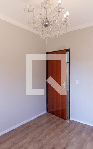 Casa à venda com 240m², 3 quartos e 3 vagasSuíte 2