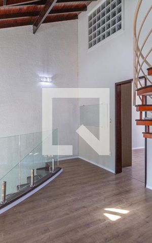 Casa à venda com 240m², 3 quartos e 3 vagasCorredor
