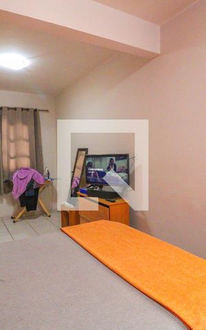 Casa à venda com 600m², 6 quartos e 4 vagas Casa à venda com 600m², 6 quartos e 4 vagasSuíte 4