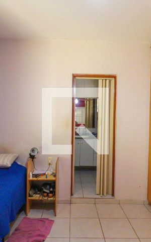 Casa à venda com 600m², 6 quartos e 4 vagas Casa à venda com 600m², 6 quartos e 4 vagasSuíte 3