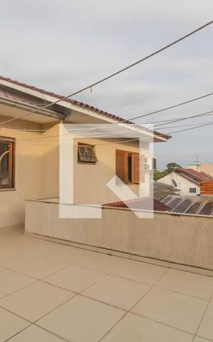 Casa à venda com 240m², 4 quartos e 2 vagas Casa à venda com 240m², 4 quartos e 2 vagasQuintal-Terraço