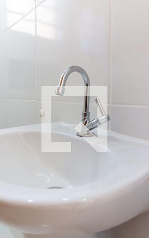 Casa para alugar com 27m², 1 quarto e sem vagaBanheiro