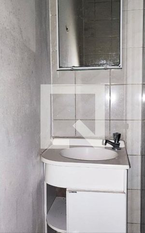 Casa à venda com 357m², 4 quartos e 2 vagasEdícula - Banheiro