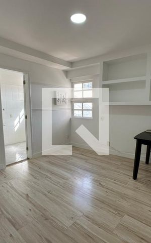 Casa de condomínio à venda com 278m², 4 quartos e 2 vagas Casa de condomínio à venda com 278m², 4 quartos e 2 vagasSuíte 3