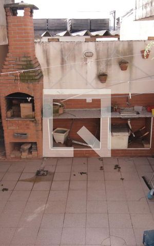 Casa à venda com 294m², 2 quartos e 2 vagasQuintal