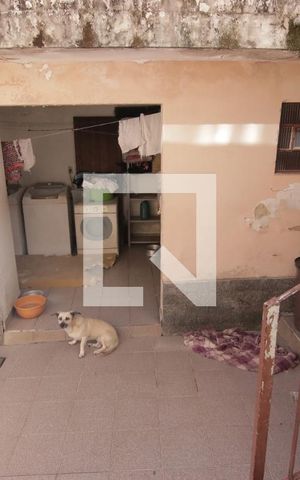 Casa à venda com 294m², 2 quartos e 2 vagasvista