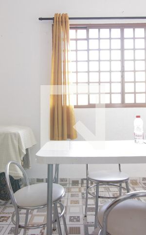Casa à venda com 294m², 2 quartos e 2 vagasCozinha 2