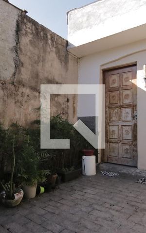 Casa à venda com 294m², 2 quartos e 2 vagasQuintal