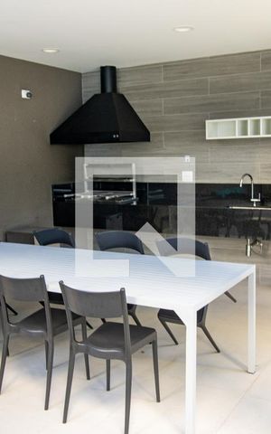 Apartamento à venda com 27m², 1 quarto e sem vagaÁrea comum - Churrasqueira