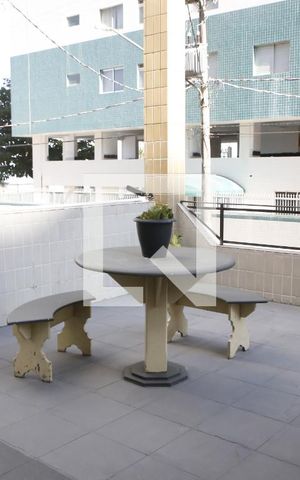 Apartamento para alugar com 75m², 2 quartos e 1 vagaÁrea comum 