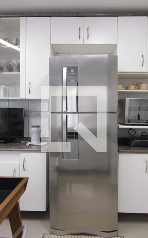 Casa à venda com 360m², 5 quartos e 4 vagasCozinha