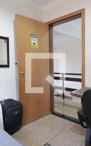 Casa à venda com 360m², 5 quartos e 4 vagasQuarto 2