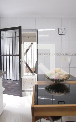 Casa à venda com 360m², 5 quartos e 4 vagasCozinha