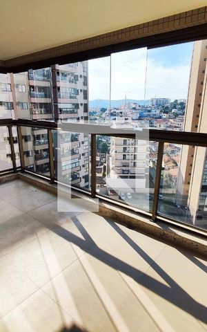 Apartamento para alugar com 114m², 4 quartos e 2 vagas Apartamento para alugar com 114m², 4 quartos e 2 vagasVaranda