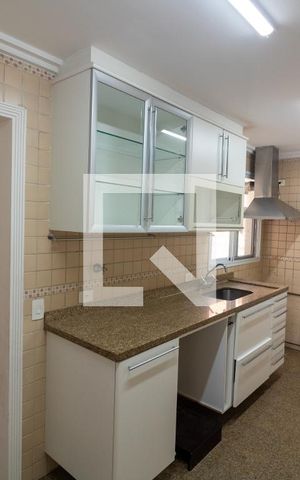 Apartamento à venda com 173m², 5 quartos e 3 vagas Apartamento à venda com 173m², 5 quartos e 3 vagasCozinha