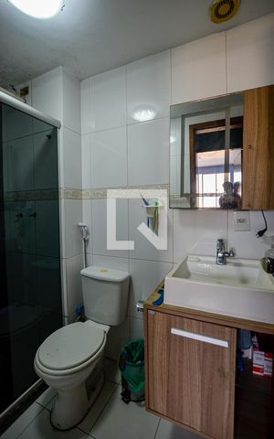 Apartamento à venda com 59m², 2 quartos e 1 vaga Apartamento à venda com 59m², 2 quartos e 1 vagaBanheiro