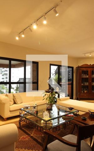 Apartamento para alugar com 279m², 4 quartos e 4 vagasSala