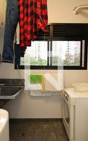Apartamento para alugar com 279m², 4 quartos e 4 vagasÁrea de Serviço
