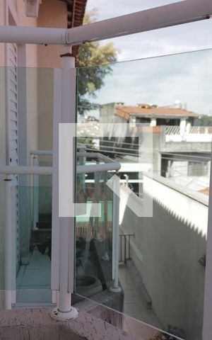 Casa de condomínio à venda com 75m², 2 quartos e 1 vagaSacada