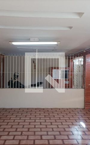 Casa à venda com 300m², 3 quartos e 3 vagas Casa à venda com 300m², 3 quartos e 3 vagasGaragem