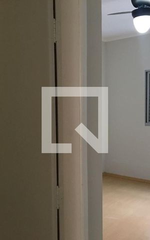 Casa para alugar com 90m², 2 quartos e 2 vagas Casa para alugar com 90m², 2 quartos e 2 vagasQuarto