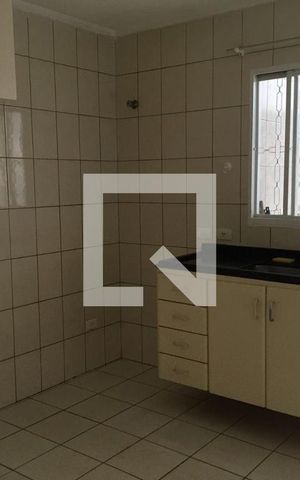Casa para alugar com 90m², 2 quartos e 2 vagas Casa para alugar com 90m², 2 quartos e 2 vagasCozinha