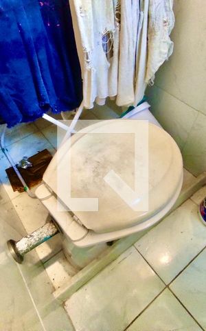 Apartamento à venda com 92m², 3 quartos e 1 vaga Apartamento à venda com 92m², 3 quartos e 1 vagaBanheiro serviço