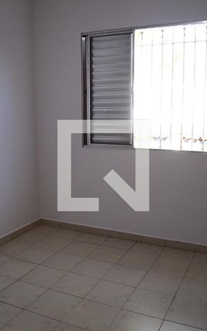 Casa para alugar com 150m², 3 quartos e 2 vagasSuíte