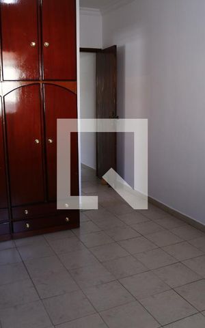 Casa para alugar com 150m², 3 quartos e 2 vagasSuíte