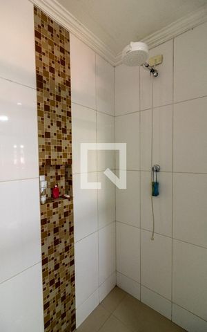 Casa à venda com 350m², 3 quartos e 2 vagas Casa à venda com 350m², 3 quartos e 2 vagasBanheiro Suite