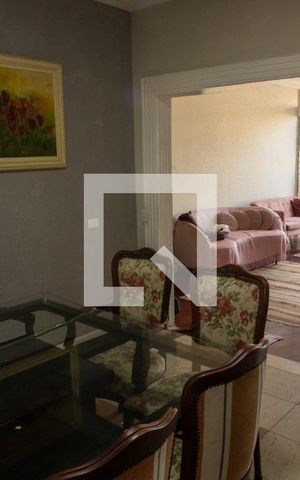 Casa à venda com 350m², 3 quartos e 2 vagas Casa à venda com 350m², 3 quartos e 2 vagasCozinha