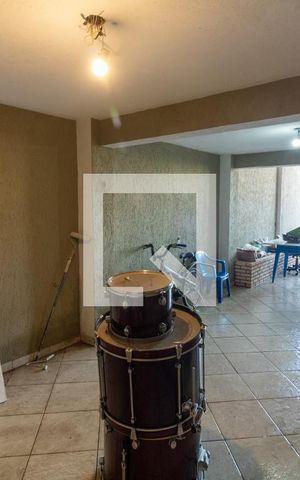 Casa à venda com 350m², 3 quartos e 2 vagas Casa à venda com 350m², 3 quartos e 2 vagasQuintal