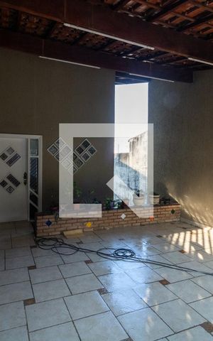 Casa à venda com 350m², 3 quartos e 2 vagas Casa à venda com 350m², 3 quartos e 2 vagasGaragem