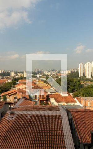 Casa à venda com 350m², 3 quartos e 2 vagas Casa à venda com 350m², 3 quartos e 2 vagasVista Varanda Suite