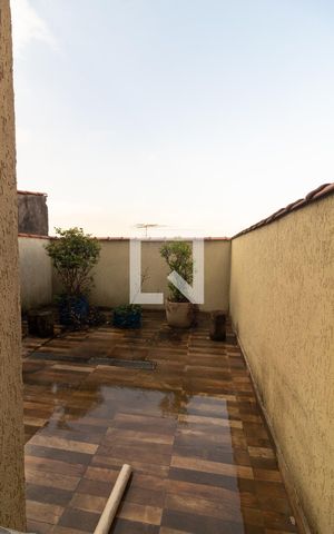 Casa à venda com 350m², 3 quartos e 2 vagas Casa à venda com 350m², 3 quartos e 2 vagasQuintal