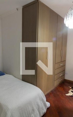 Casa à venda com 350m², 3 quartos e 2 vagas Casa à venda com 350m², 3 quartos e 2 vagasQuarto 1