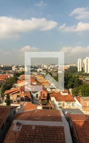 Casa à venda com 350m², 3 quartos e 2 vagas Casa à venda com 350m², 3 quartos e 2 vagasVista Varanda Sala