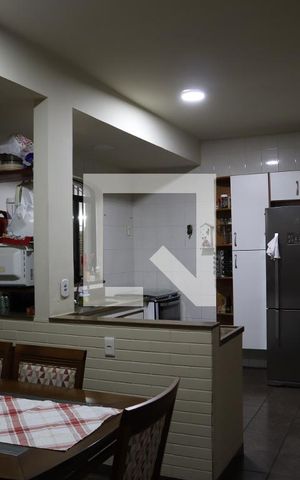 Casa à venda com 238m², 4 quartos e 4 vagasCozinha