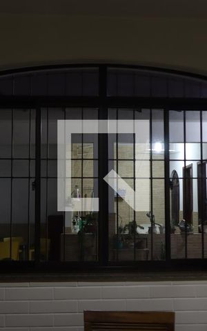 Casa à venda com 238m², 4 quartos e 4 vagasCozinha